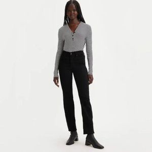 Levi's Women's Straight Leg Jeans in Black